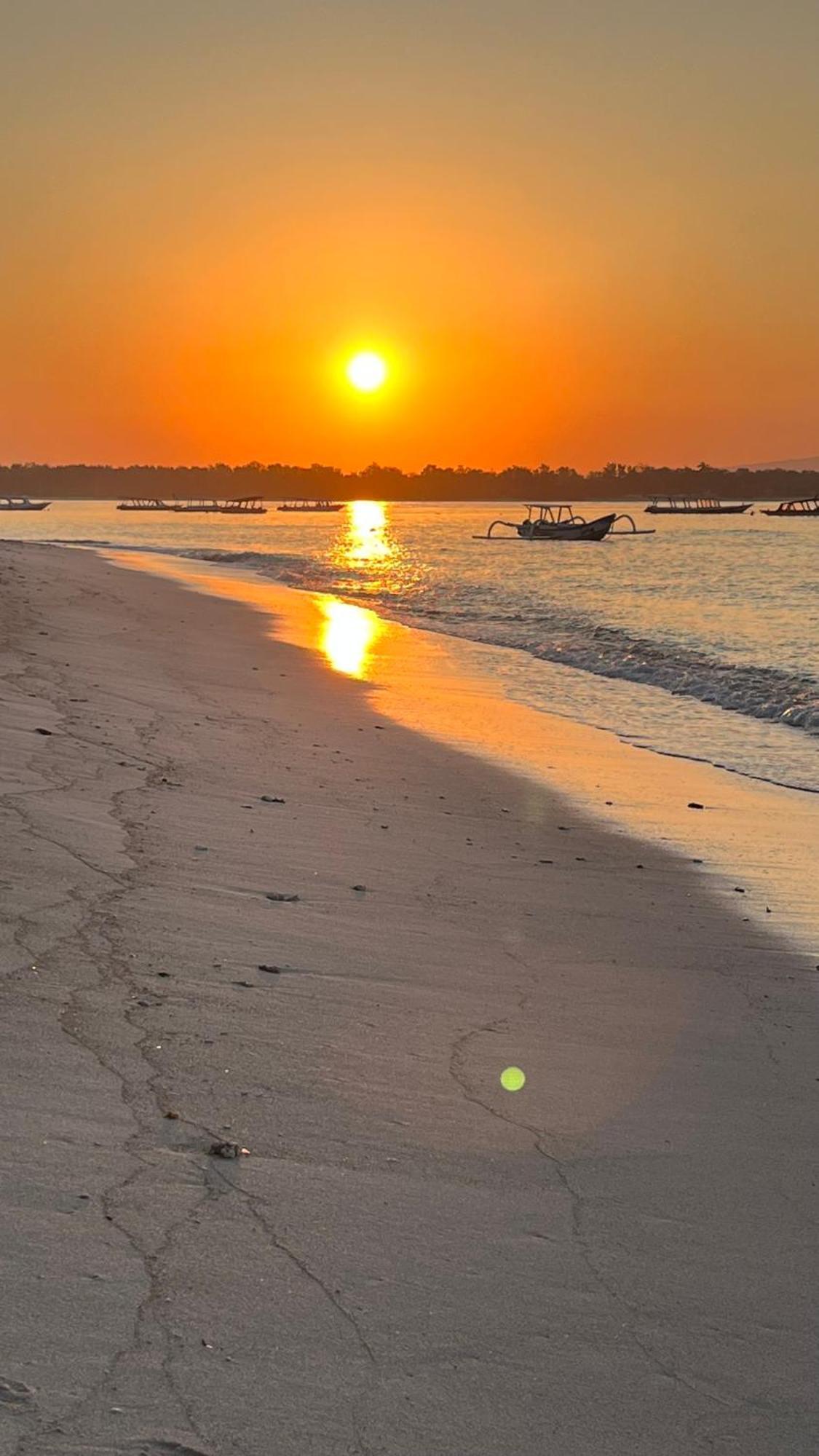 Villa Penyu Quần đảo Gili Ngoại thất bức ảnh